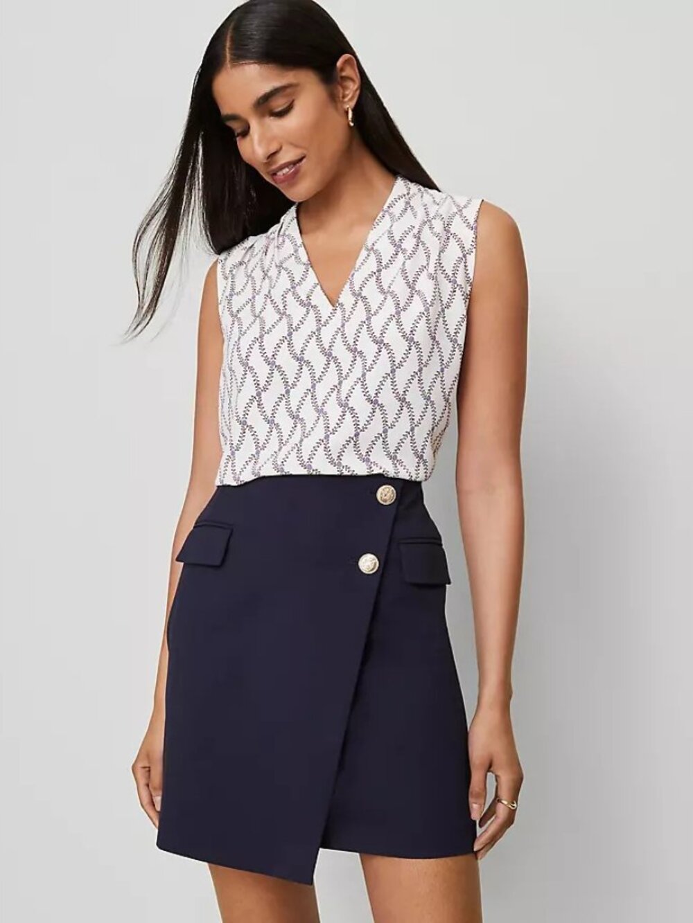 Ann Taylor Cream Sleeveless V-Neck Top with Burgundy and Blue Vine Pattern